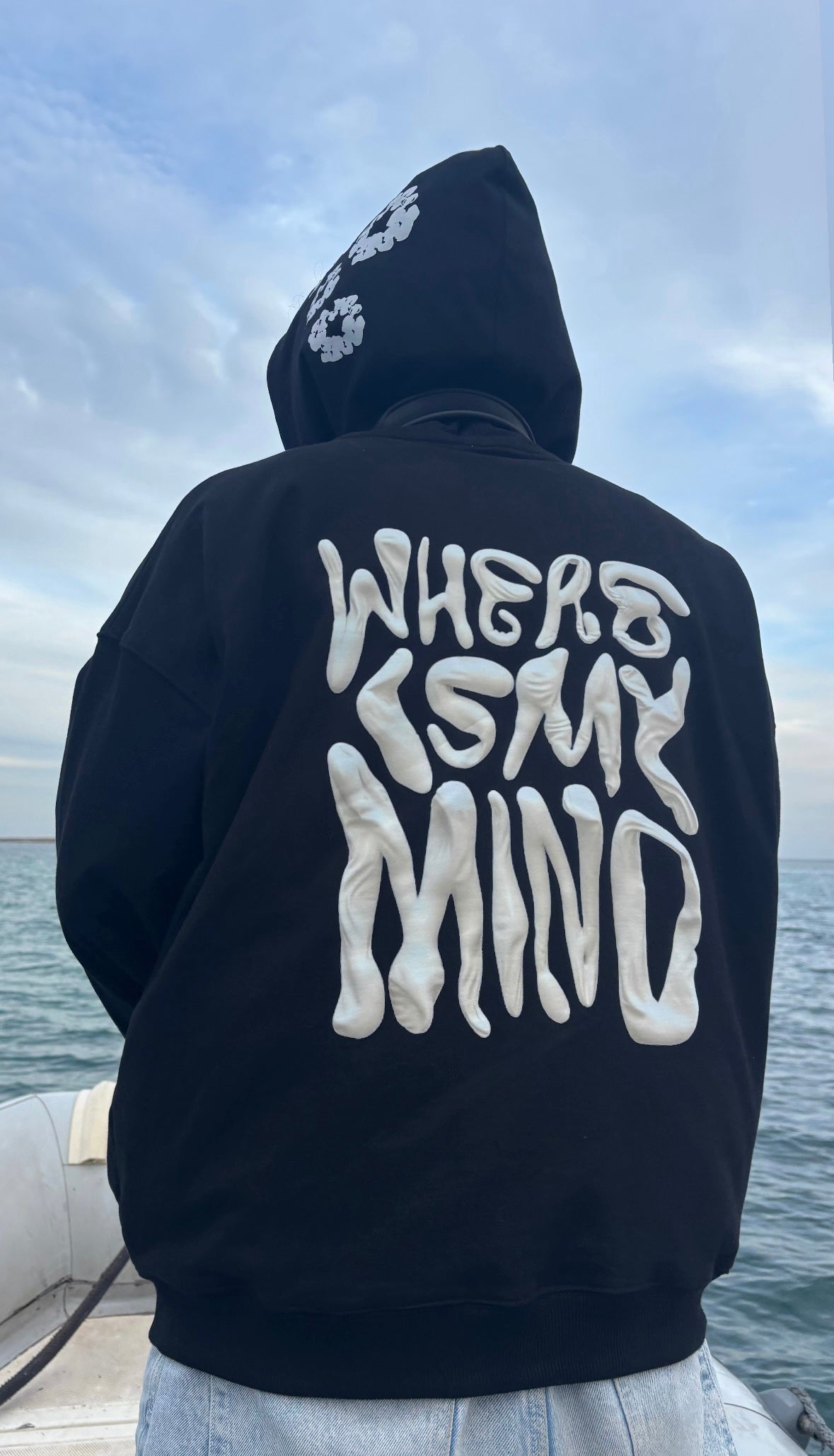 THE WIM HOODIE